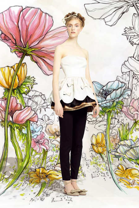 顶级大牌<em>华伦天奴</em>发布<em>少女</em>系时装型录 – 搞趣