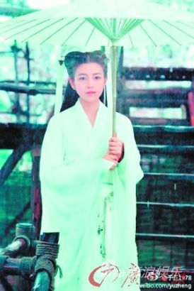 网友热评北影女神:<em>PS</em>过度瞪眼锥脸没特点 – 