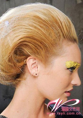 <em>头发</em>拒绝软<em>塌塌</em>!小技巧助你打造蓬松感 – 搞趣